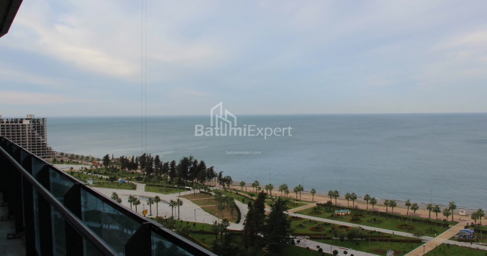 Квартира 75.86 м² - Леха і Марії Качинських, Батумі, Грузія