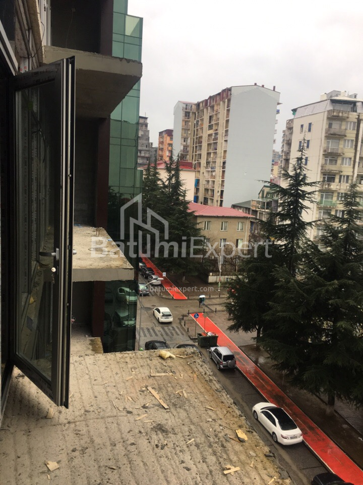 Квартира 34.4 м² - Вахтанга Горгасалі, Батумі, Грузія