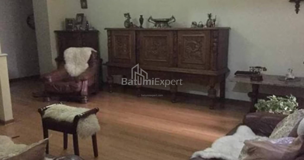 Квартира 220 м² - Луки Асатіані, Батумі, Грузія