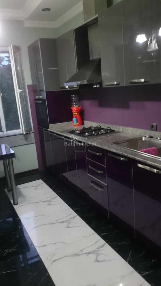 Квартира 60 м² - Шерифа Хімшіашвілі, Батумі, Грузія