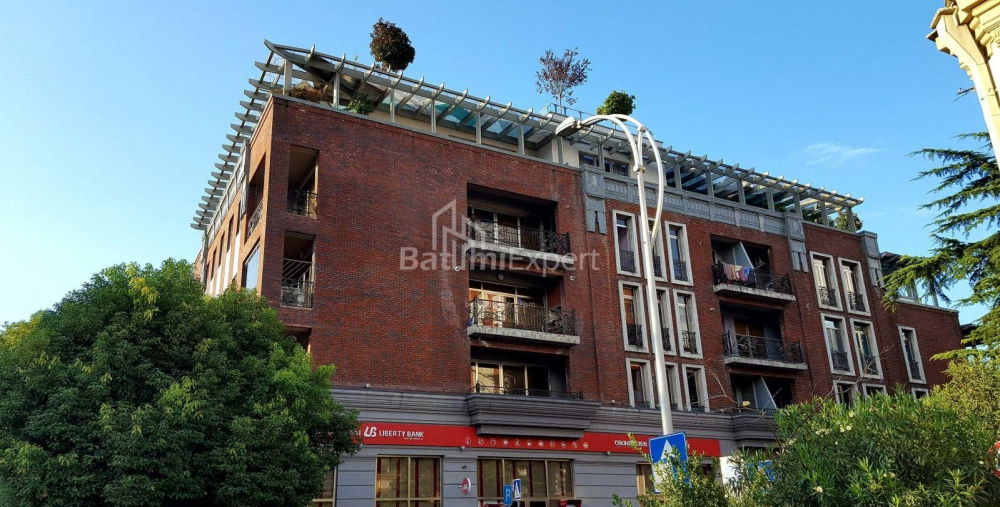 Квартира 240 м² - Юр'ївська, Батумі, Грузія