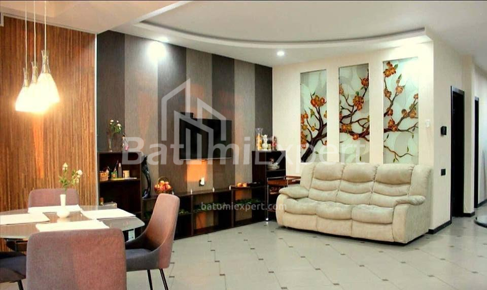 Квартира 130 м² - Шерифа Хімшіашвілі, Батумі, Грузія