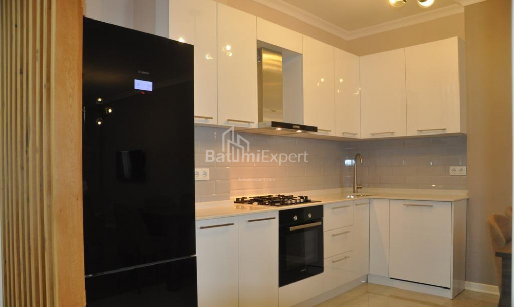 Квартира 87 м² - Зураба Горгiладзе, Батумі, Грузія