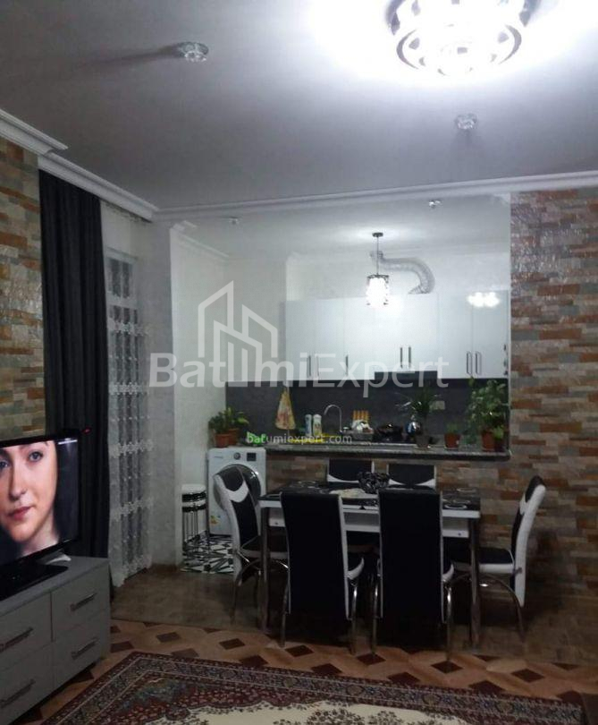 Квартира 70 м² - Галактiона Табiдзе, Батумі, Грузія