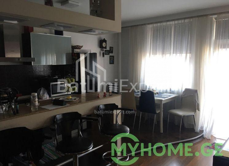 Квартира 120 м² - Юр'ївська, Батумі, Грузія