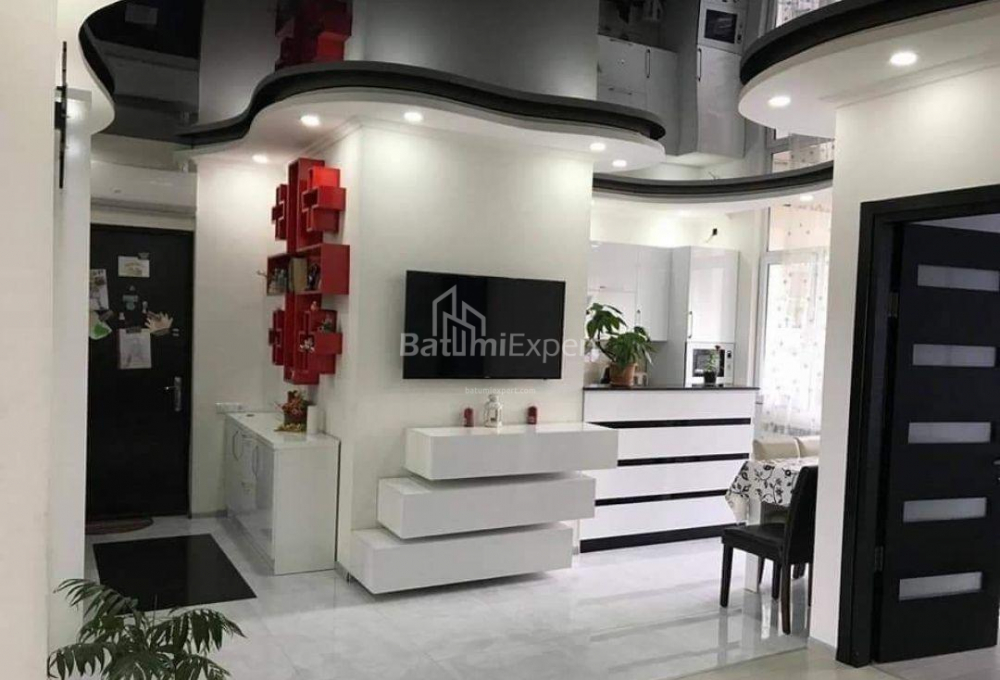 Квартира 80 м² - Стефана Зубалашвiлi, Батумі, Грузія
