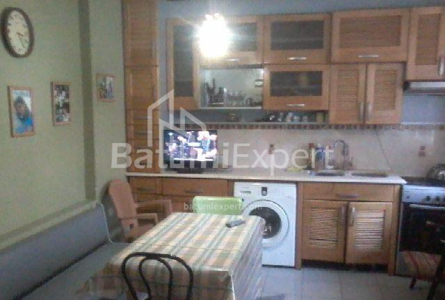 Квартира 80 м² - Зураба Горгiладзе, Батумі, Грузія