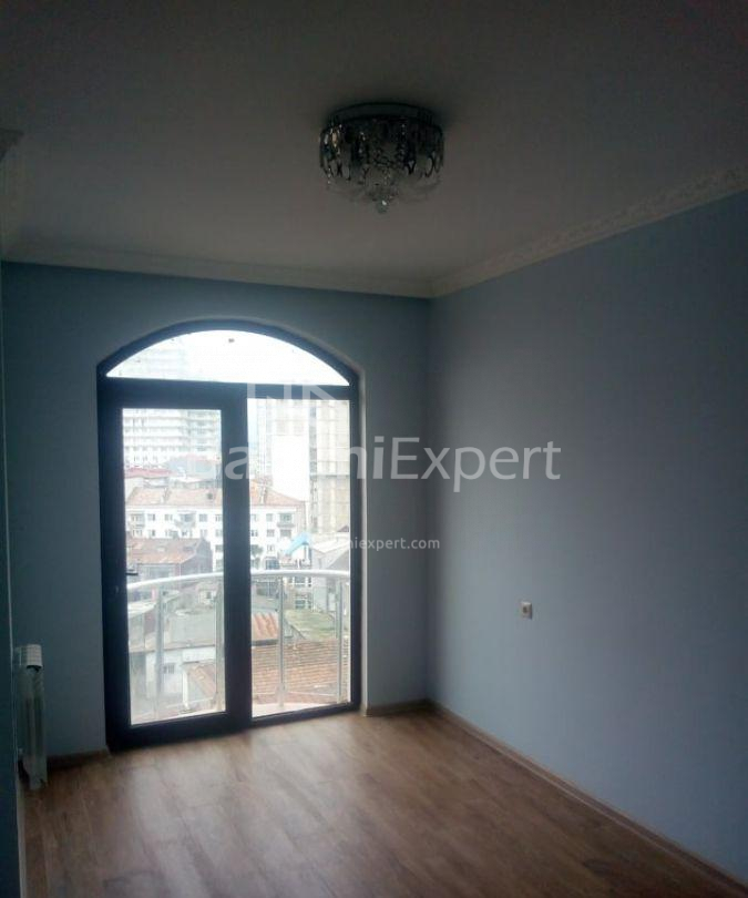 Квартира 73 м² - Іллі Чавчавадзе, Батумі, Грузія