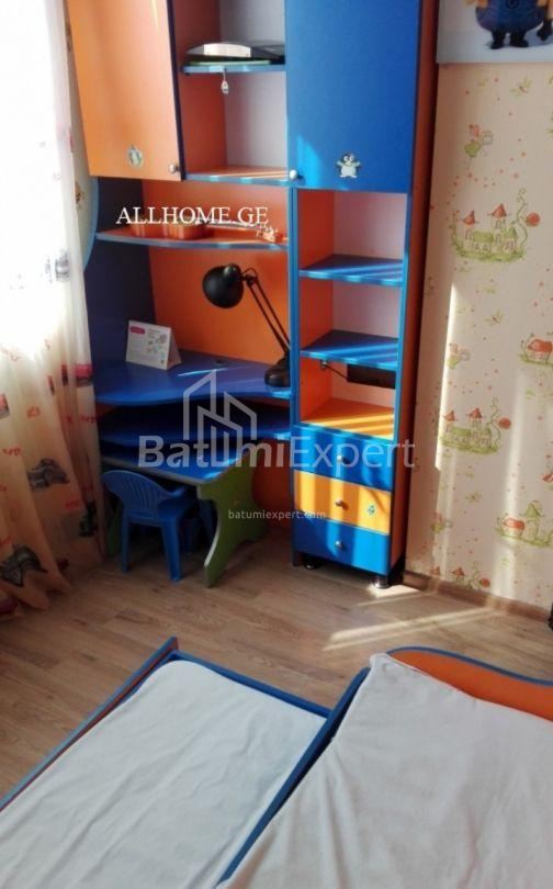 Квартира 55 м² - Ніко Піросмані, Батумі, Грузія