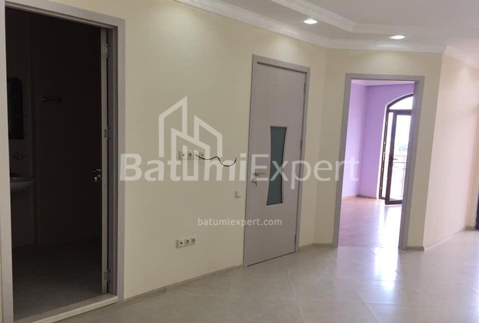 Квартира 73 м² - Іллі Чавчавадзе, Батумі, Грузія