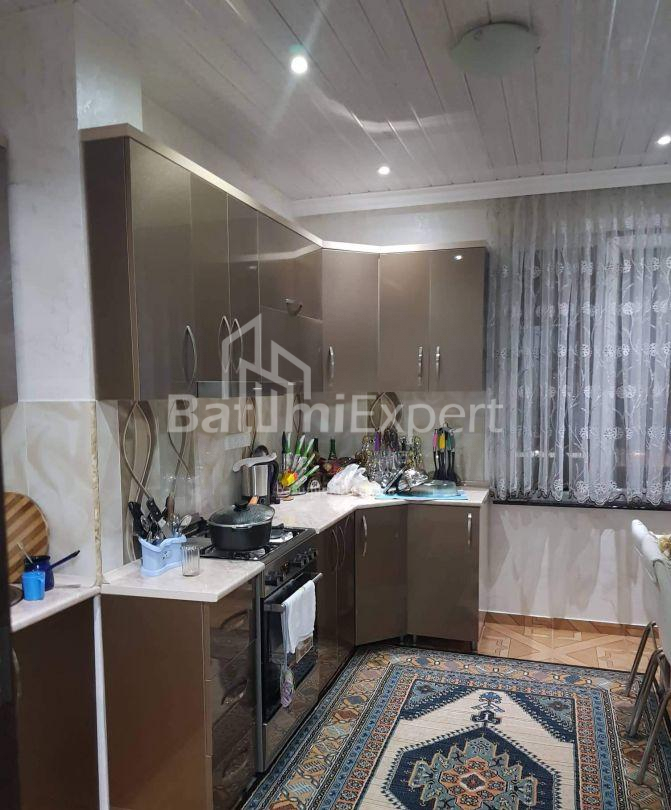 Квартира 100 м² - Юр'ївська, Батумі, Грузія