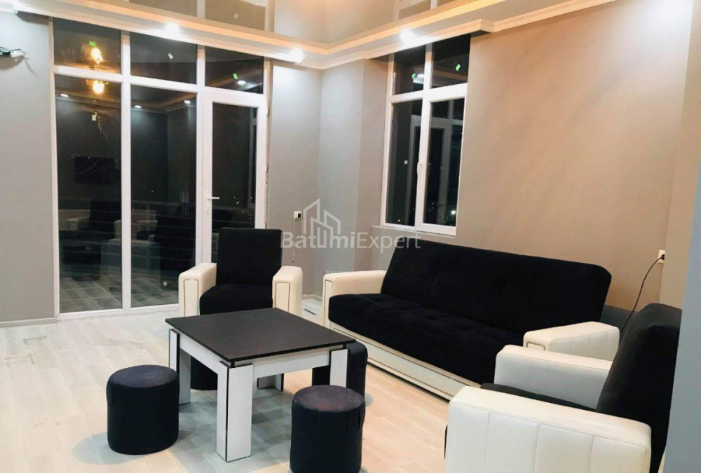 Квартира 60 м² - Ніко Піросмані, Батумі, Грузія