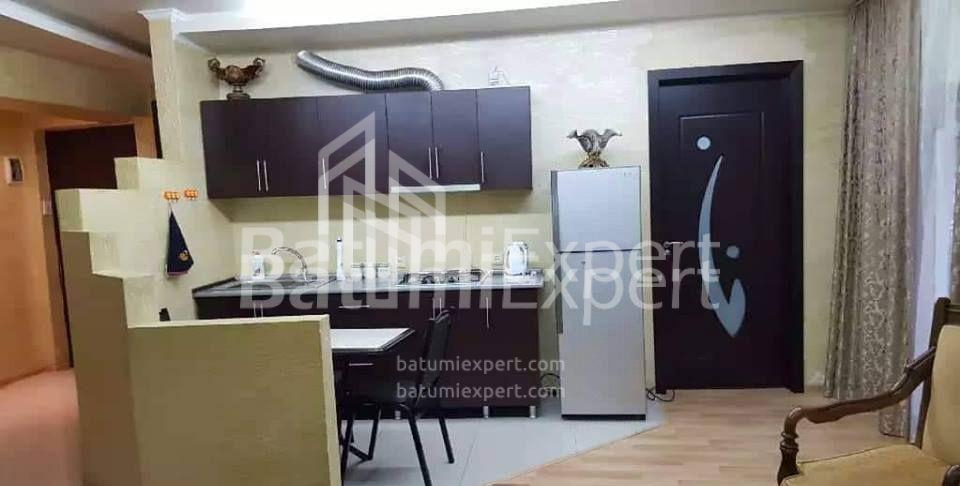 Квартира 106 м² - Зураба Горгiладзе, Батумі, Грузія