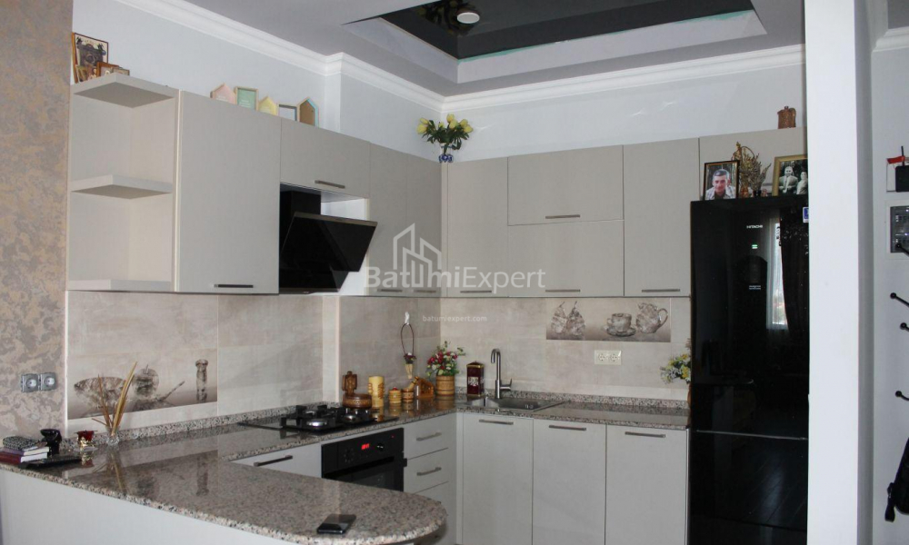 Квартира 56 м² - Шерифа Хімшіашвілі, Батумі, Грузія