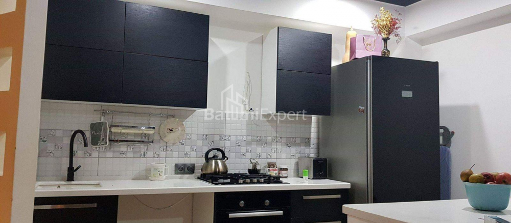 Квартира 77 м² - Царя Парнаваза, Батумі, Грузія