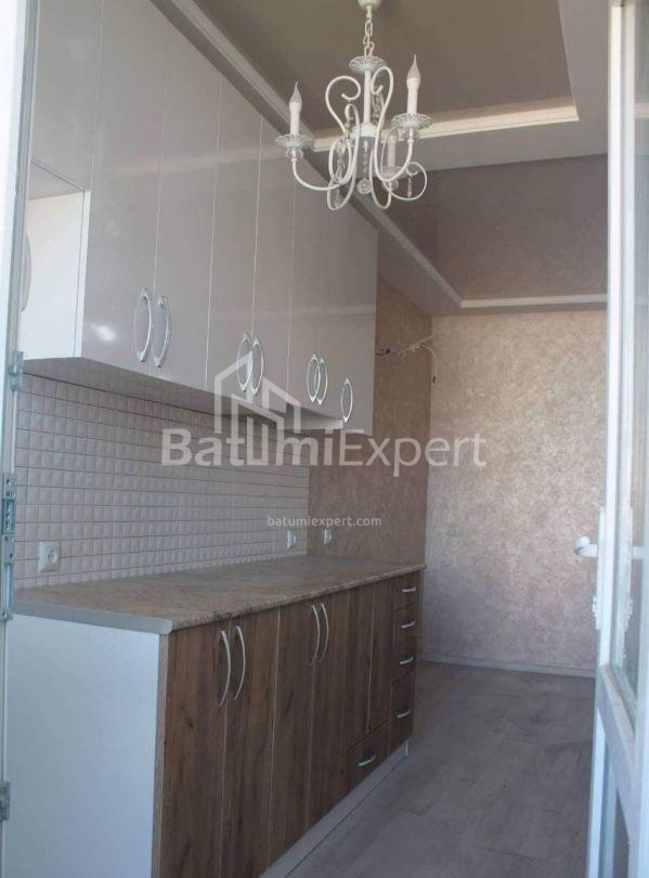 Квартира 47 м² - Юсуфа Кобаладзе, Батумі, Грузія