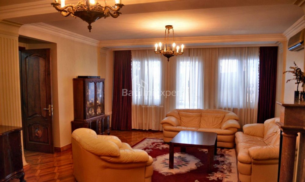 Квартира 140 м² - Юр'ївська, Батумі, Грузія