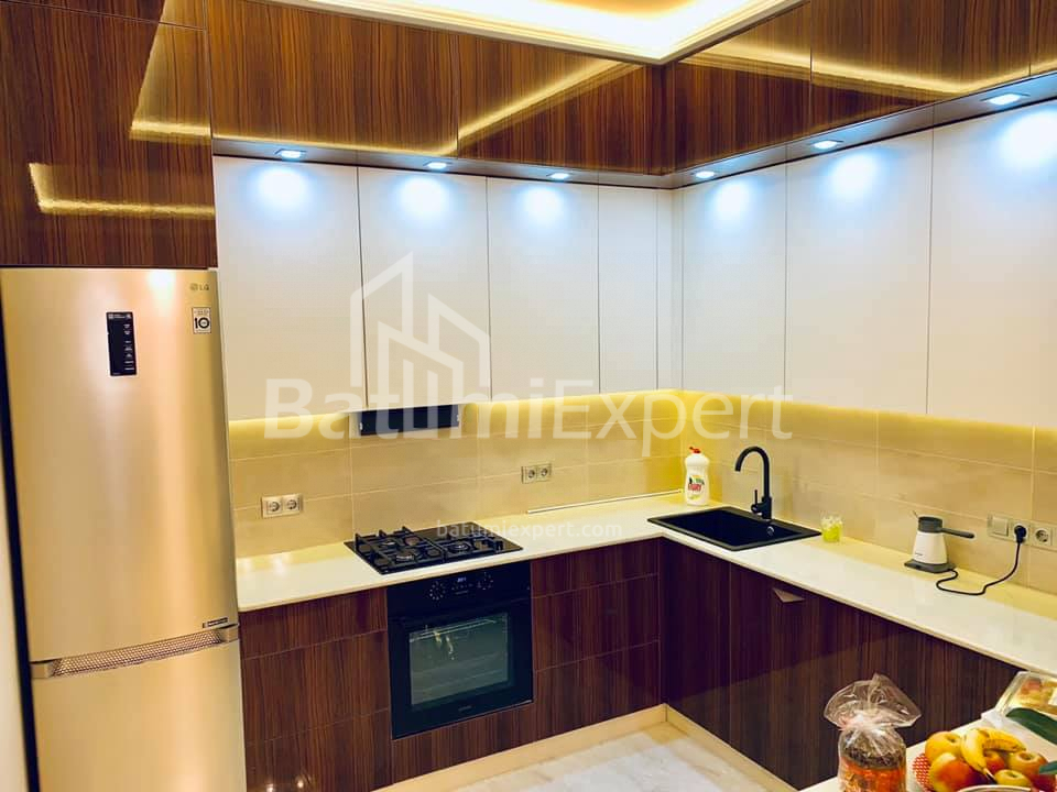 Квартира 102 м² - Іллі Чавчавадзе, Батумі, Грузія