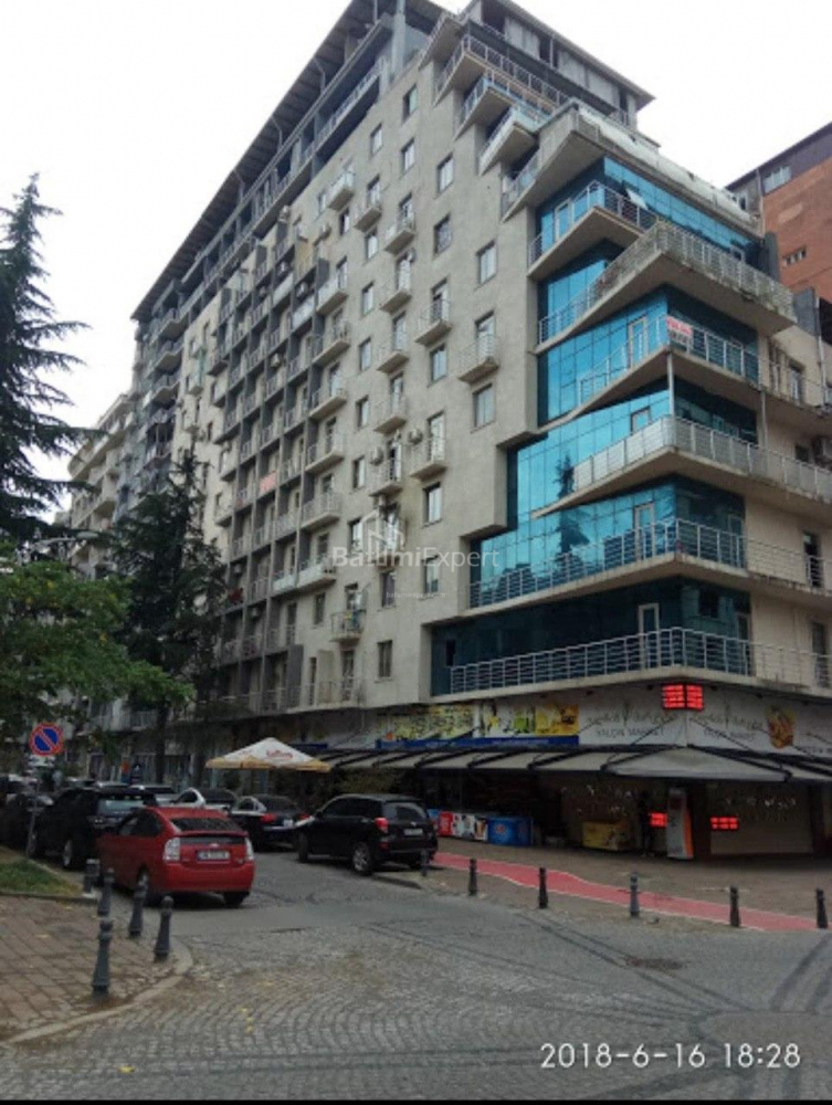 Квартира 40 м² - Вахтанга Горгасали, Батумі, Грузія