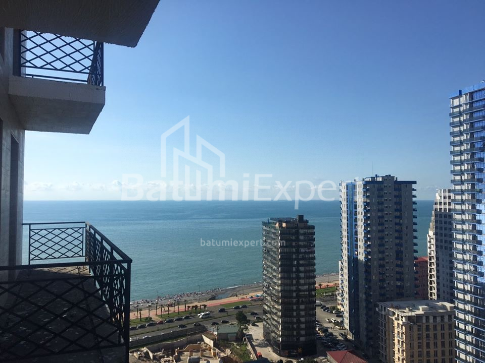 Квартира 35 м² - Леха і Марії Качинських, Батумі, Грузія