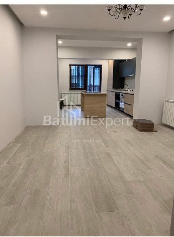 Квартира 120 м² - Давида Клдіашвілі, Батумі, Грузія