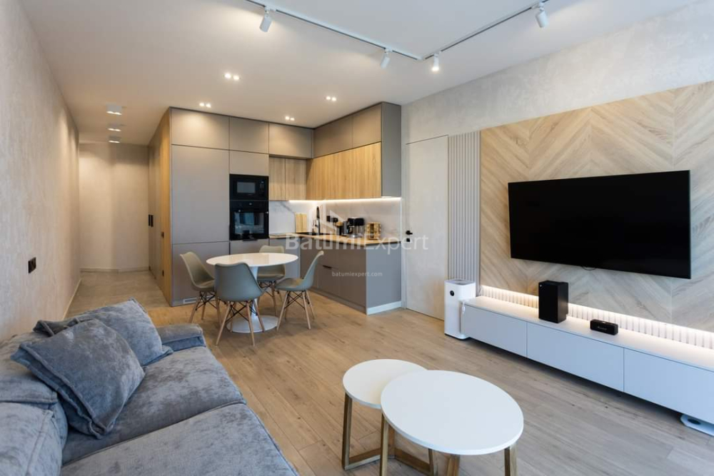 Квартира 70 м² - Леха і Марії Качинських, Батумі, Грузія