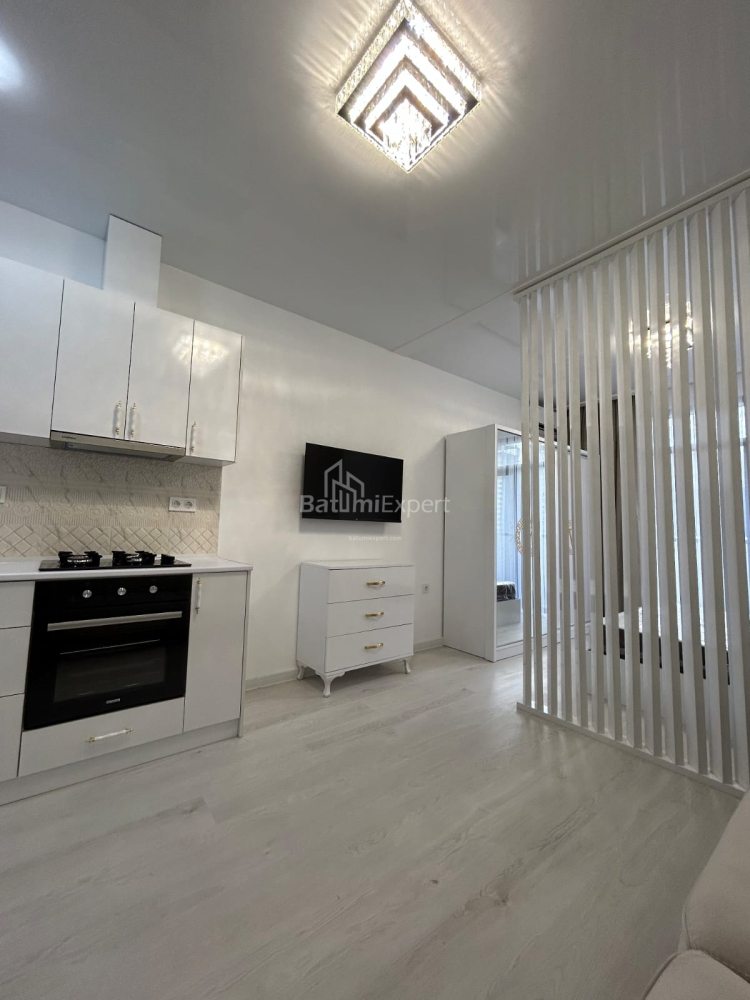 Квартира 34.7 м² - Ніко Піросмані, Батумі, Грузія
