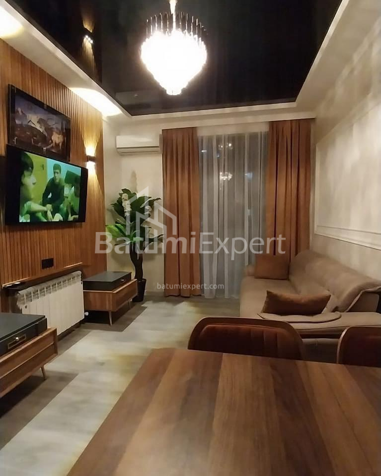 Квартира 51 м² - Ніко Піросмані, Батумі, Грузія