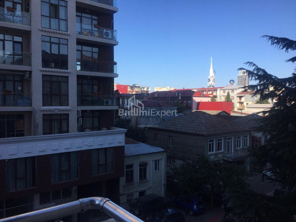 Квартира 81 м² - Царя Парнаваза, Батумі, Грузія