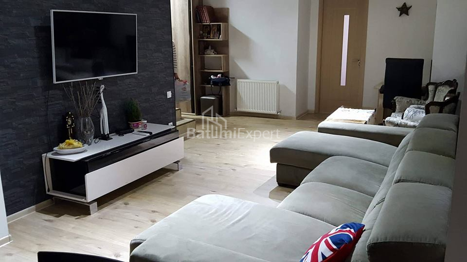 Квартира 230 м² - Петра Мелiкiшвiлi, Батумі, Грузія