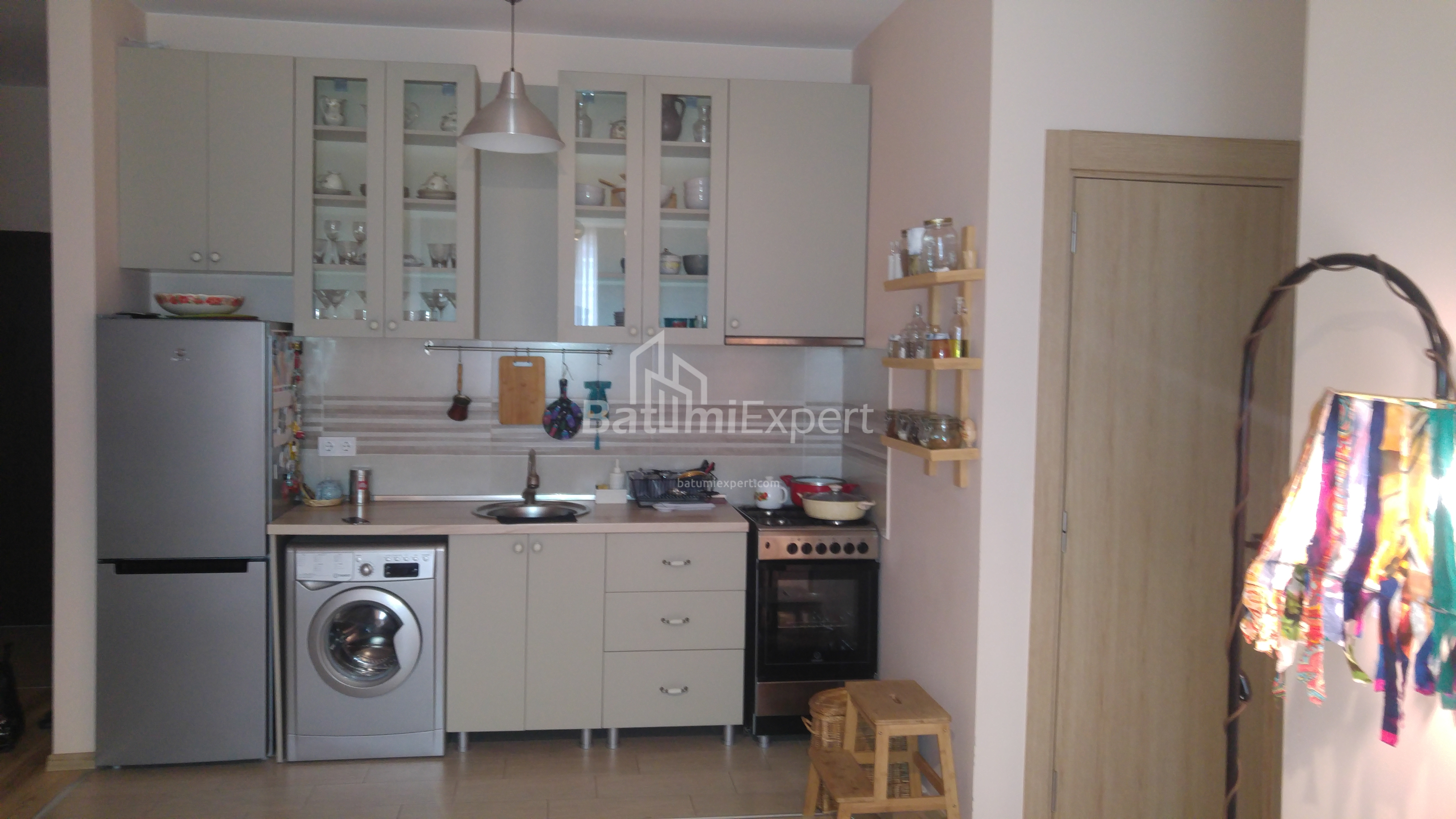 Квартира 69.9 м² - Ніко Піросмані, Батумі, Грузія