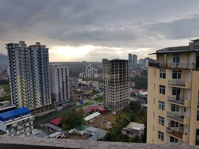 Квартира 76.3 м² - Давида Агмашенебелі, Батумі, Грузія