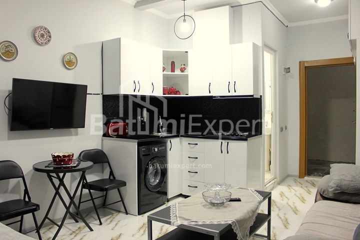 Квартира 29 м² - Еквтіме Такаішвілі, Батумі, Грузія