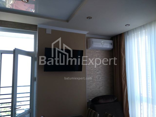 Квартира 50.5 м² - Ніко Піросмані, Батумі, Грузія