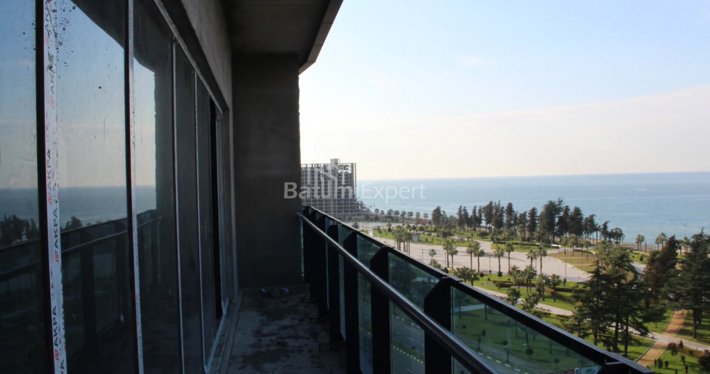 Квартира 75.75 м² - Леха і Марії Качинських, Батумі, Грузія
