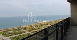 Квартира 75.86 м² - Леха і Марії Качинських, Батумі, Грузія