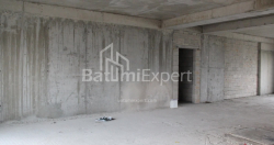 Квартира 2-комн 172.8 м² - Леха і Марії Качинських, Батумі