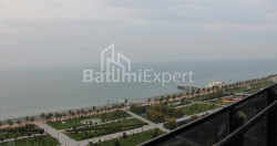Квартира 75.86 м² - Леха і Марії Качинських, Батумі, Грузія