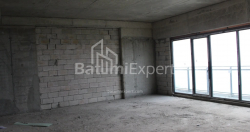 Квартира 75.86 м² - Леха і Марії Качинських, Батумі, Грузія