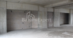Квартира 2-комн 173 м² - Леха і Марії Качинських, Батумі