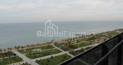 Квартира 75.86 м² - Леха і Марії Качинських, Батумі, Грузія
