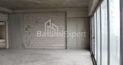 Квартира 75.86 м² - Леха і Марії Качинських, Батумі, Грузія