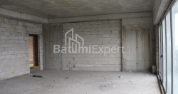 Квартира 75.86 м² - Леха і Марії Качинських, Батумі, Грузія
