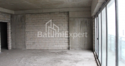 Квартира 75.86 м² - Леха і Марії Качинських, Батумі, Грузія