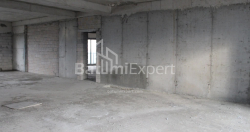 Квартира 2-комн 173.2 м² - Леха і Марії Качинських, Батумі