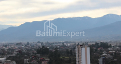 Квартира 63.6 м² - Леха і Марії Качинських, Батумі, Грузія