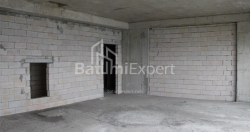 Квартира 76.07 м² - Леха і Марії Качинських, Батумі, Грузія