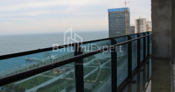Квартира 76.07 м² - Леха і Марії Качинських, Батумі, Грузія
