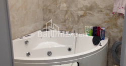 Квартира 5-комн 135 м² - Іллі Чавчавадзе, Батумі