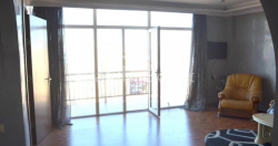 Квартира 3-комн 80 м² - Oлександра Пушкiна, Батумі